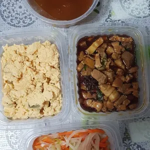 Lunch/Dinner Tingkat (5 Days, 3 Dishes + Soup OR 4 Dishes)