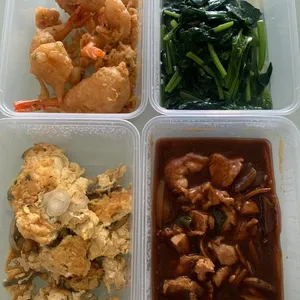 Lunch/Dinner Tingkat (5 Days, 3 Dishes + Soup OR 4 Dishes)
