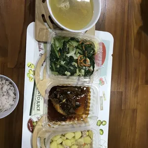 Lunch/Dinner Tingkat (10 Days, 3 Dishes + Soup OR 4 Dishes)