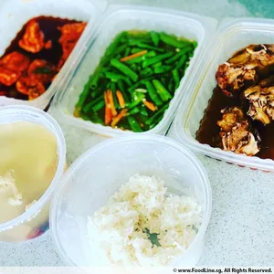 Lunch/Dinner Tingkat (5 Days, 3 Dishes + Soup OR 4 Dishes)