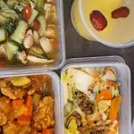 Trial Tingkat - 3 Dishes + 1 soup/ 4 Dishes (5 days)