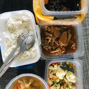 Lunch Tingkat (20 Days, 3 Dishes + Soup OR 4 Dishes)