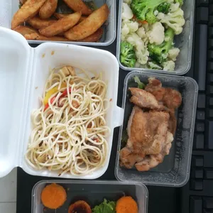 7 Days Lunch Tingkat Package  (Incl. Weekends)
