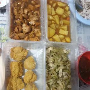 Tingkat Menu (20 Days) in Microwavable Container