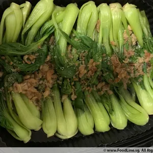 Siew Pak Choy with Garlic Onion <i> sauced with Cantonese Soy, Galic and Fry Shallot </i>