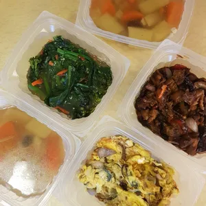 Dinner Tingkat Package (10 Days, 3 Dishes + Soup OR 4 Dishes)