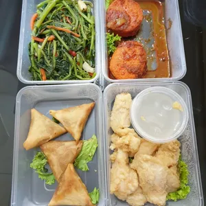 14 Days Lunch Tingkat Package  (Incl. Weekends)