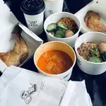 2 Drumstick Braised Pork Rice + 2 Laksa + 4 Drinks (Main Course: Drumstick Braised Pork Rice x2 + Laksa x2) (Drinks (Large) - First Selection: Teh C (Cold)) (Drinks (Large) - Second Selection: Teh C (Cold)) (Drinks (Large) - Third Selection: Teh C (Hot)) (Drinks (Large) - Fourth Selection: Yuan Yang (Cold))