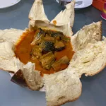 Golden Pillow Curry Fish Bun(2-3Person)