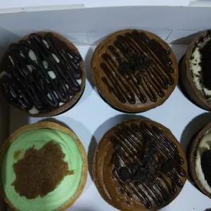 Cheesecake Tarts (Box of 4) (Flavour 1: Salted Caramel) (Fllavour 2: Salted Caramel) (Flavour 3: Salted Caramel) (Flavour 4: Salted Caramel)