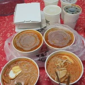 2 Curry Chicken with Rice + 2 Laksa + 4 Drinks (Main Course: Curry Chicken with Rice x2 + Laksa x2) (Drinks (Large) - First Selection: Homemade Barley (Cold)) (Drinks (Large) - Second Selection: Homemade Barley (Cold)) (Drinks (Large) - Third Selection: Milo (Cold)) (Drinks (Large) - Fourth Selection: Kopi O (Cold))
