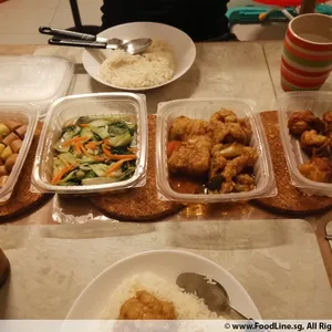 Dinner Tingkat (20 Days, 3 Dishes + Soup OR 4 Dishes)