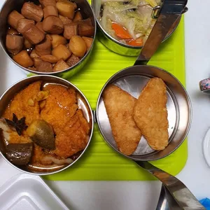 Dinner Tingkat (20 Days, 3 Dishes + Soup OR 4 Dishes)