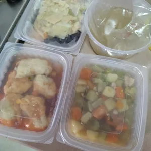 Lunch/Dinner Tingkat (5 Days, 3 Dishes + Soup OR 4 Dishes)