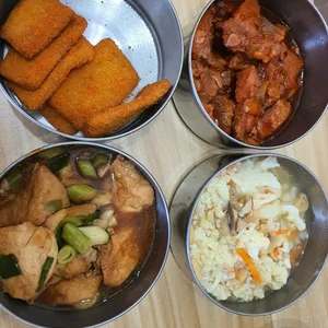 Dinner Tingkat (20 Days, 3 Dishes + Soup OR 4 Dishes)