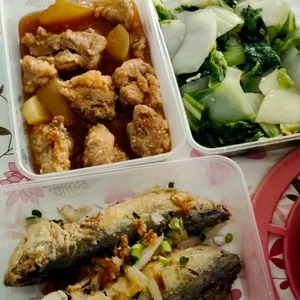 Tingkat - 3 Dishes + 1 soup/ 4 Dishes  (20 days)