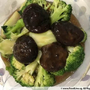Mushroom With Broccoli(4-5Person)	香菇西兰花