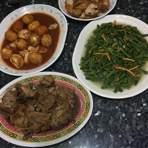 Lunch/Dinner Tingkat (10 Days, 3 Dishes + Soup OR 4 Dishes)