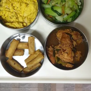 Dinner Tingkat (20 Days, 3 Dishes + Soup OR 4 Dishes)