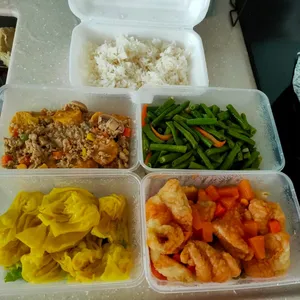 5 Days Lunch Tingkat Package (Weekdays Only)