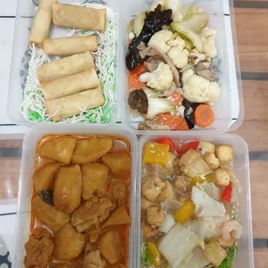 20 Days Lunch/Dinner Tingkat (3 Dishes + 1 Soup OR 4 Dishes) 2pax only
