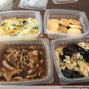 Lunch/Dinner Tingkat (5 Days, 3 Dishes + Soup OR 4 Dishes)