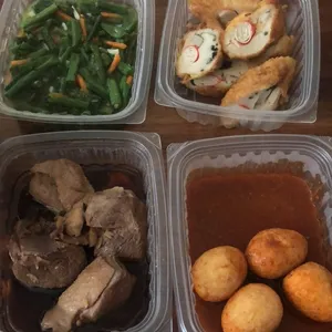 Lunch/Dinner Tingkat (5 Days, 3 Dishes + Soup OR 4 Dishes)