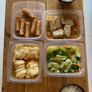 Lunch/Dinner Tingkat (5 Days, 3 Dishes + Soup OR 4 Dishes)