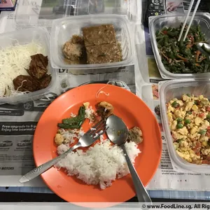 Dinner Tingkat Package (5 Days, 3 Dishes + Soup OR 4 Dishes)
