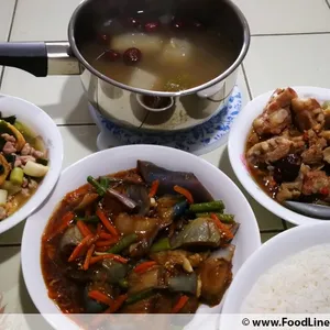 Lunch/Dinner Tingkat (5 Days, 3 Dishes + Soup OR 4 Dishes)