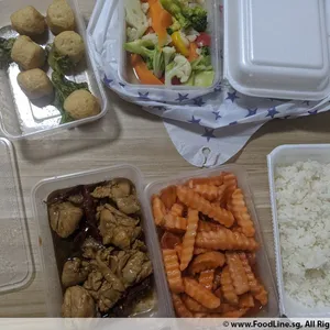 20 Days Lunch Tingkat Package (Weekdays Only)