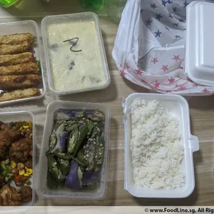20 Days Lunch Tingkat Package (Weekdays Only)