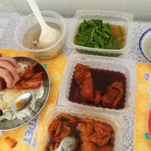 Lunch/Dinner Tingkat (5 Days, 3 Dishes + Soup OR 4 Dishes)