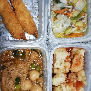 Lunch Tingkat (20 Days, 3 Dishes + Soup OR 4 Dishes)