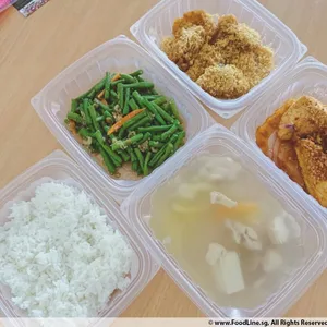 For First Time Customers: Special 3 Days Trial Lunch Tingkat Package (3 Dishes + Soup OR 4 Dishes)