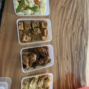 Trial Tingkat - 3 Dishes + 1 soup/ 4 Dishes (5 days)