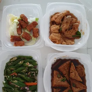 For First Time Customers: Special 3 Days Trial Lunch Tingkat Package (3 Dishes + Soup OR 4 Dishes)