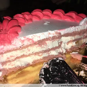 FREE AMICI homemade Raspberry Lychee Rose Cake