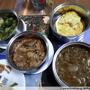 5 Days Tingkat Trial (3 Dishes + 1 Soup)
