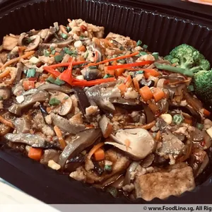 香菇肉酱扒豆腐	          Beancurd In Brown Sauce
