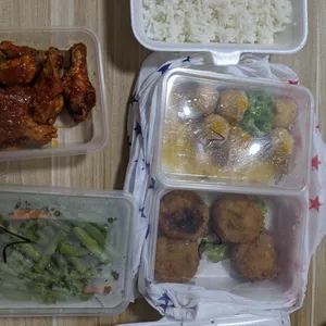20 Days Lunch Tingkat Package (Weekdays Only)