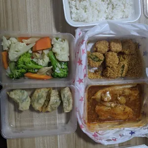 20 Days Lunch Tingkat Package (Weekdays Only)