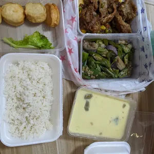 20 Days Lunch Tingkat Package (Weekdays Only)