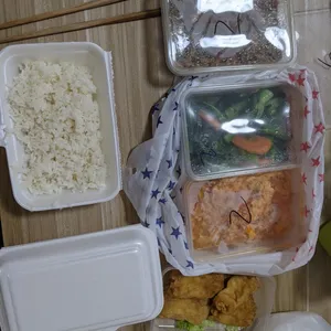 20 Days Lunch Tingkat Package (Weekdays Only)
