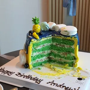 Minion Inspired Cake (Size: 6" (8 - 10 pax)) (Flavour: Ondeh Ondeh)