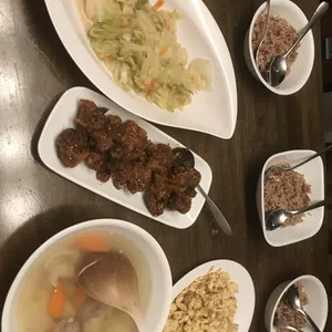 Jessie Catering Tingkat Meal - 3 dishes + 1 soup/ 4 dishes (5 days)