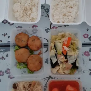 14 Days Lunch Tingkat Package  (Incl. Weekends)
