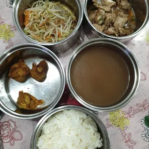 5 Days Tingkat Trial (3 Dishes + 1 Soup)