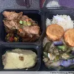 5 Days Lunch Tingkat Package (Weekdays Only)