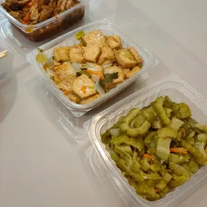Lunch/Dinner Tingkat (5 Days, 3 Dishes + Soup OR 4 Dishes)